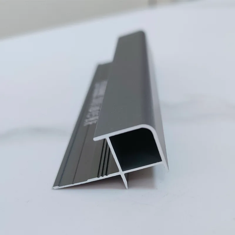 Trim Sudut Eksternal Persegi